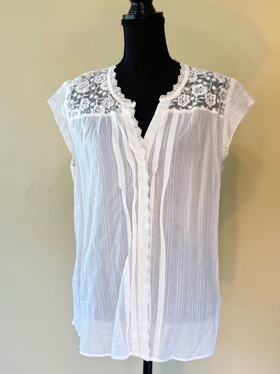 Eddie Bauer Tops - Eddie Bauer Ivory Cotton Lace Blouse Pintuck Cap Sleeve Button Down XL - Boho